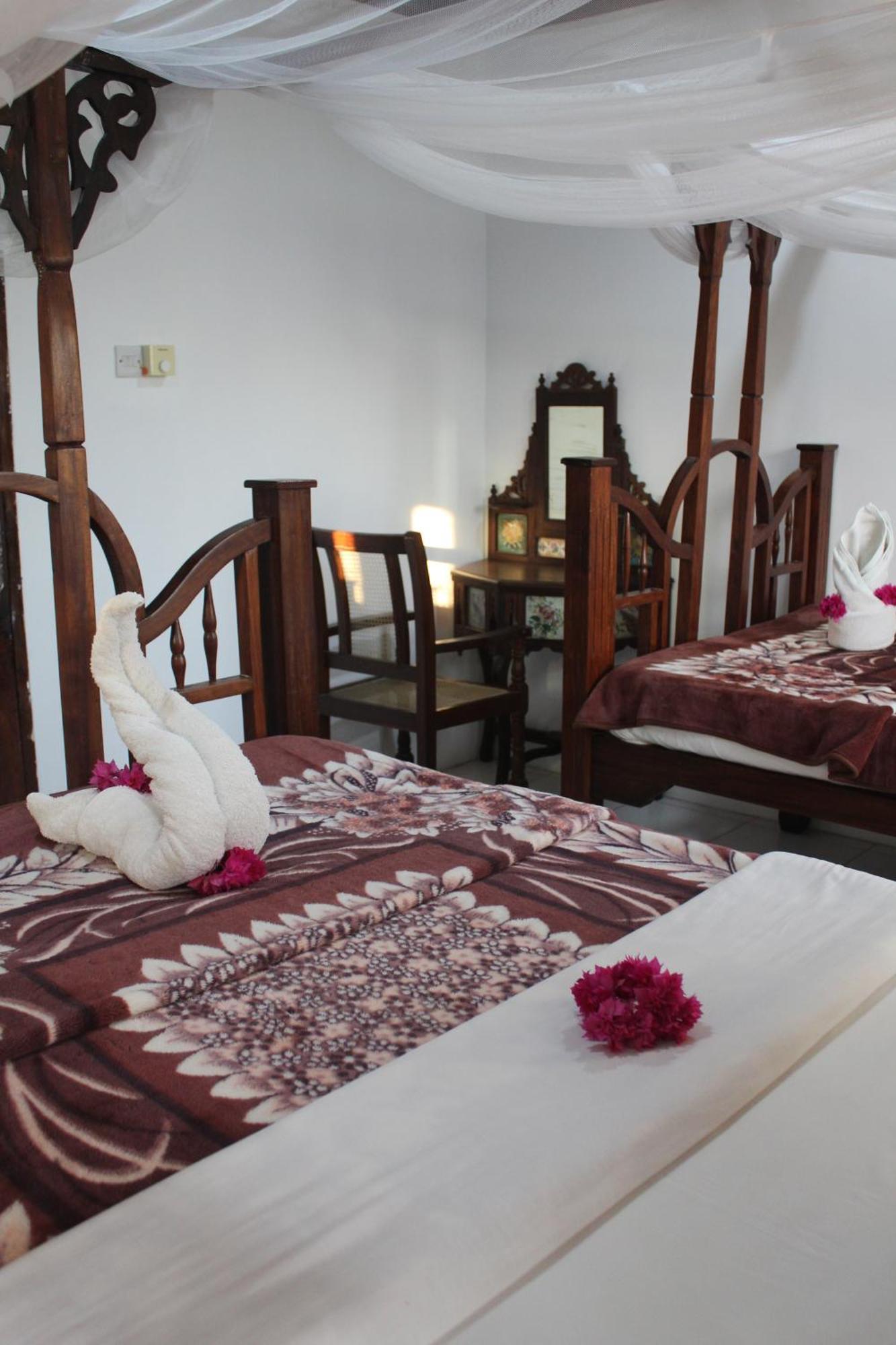 Garden Lodge Zanzibar Exterior photo